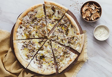 Cómo hacer masa para pizza casera? | Recetas Nestlé