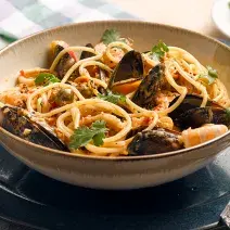 Pastas con salsa de mariscos