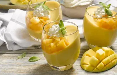 Gelatina de yoghurt y mango