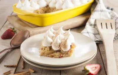 Pastel de manzana y frutilla