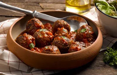 Albóndigas en Salsa