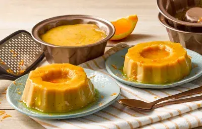 Flan de mango y caramelo de coco