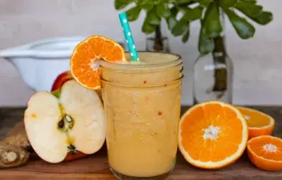 Smoothie de manzana y naranja