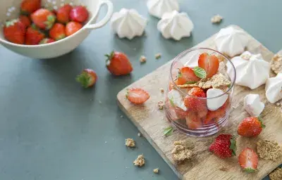 Delicias de Merengue de Fresa y Cereal