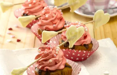 Cupcakes de Manjar Con Chips de Chocolate