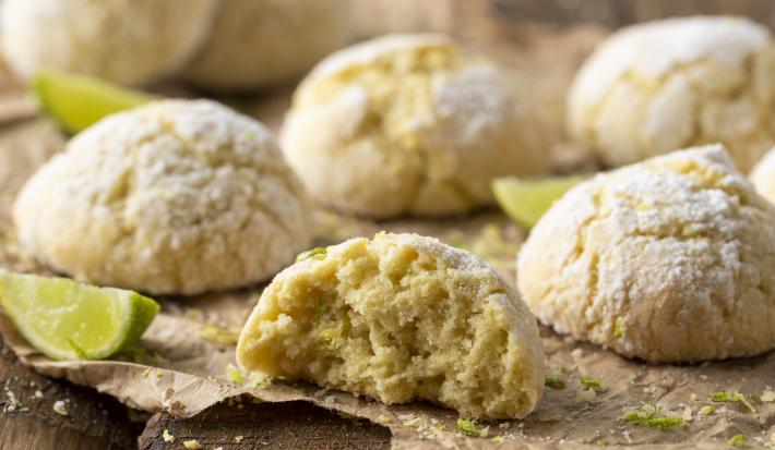 Galletas craqueladas de limón