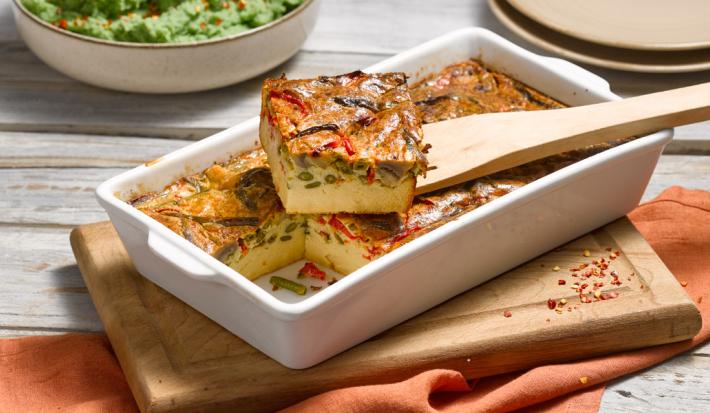 Pastel de verduras con puré de espinacas