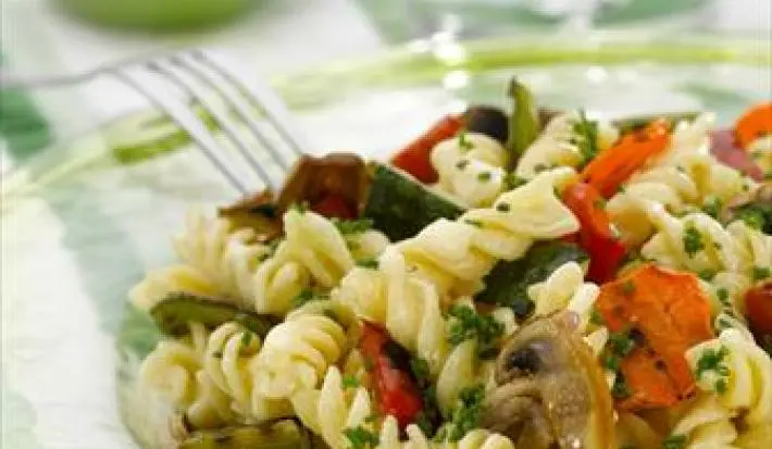 Ensaladas de Pastas Frías con Verduras