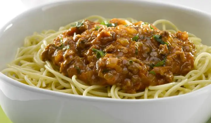 Spaghetti con Salsa Bolognesa Tradicional