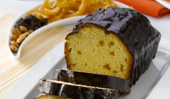 Queque de Naranja con Baño de Chocolate