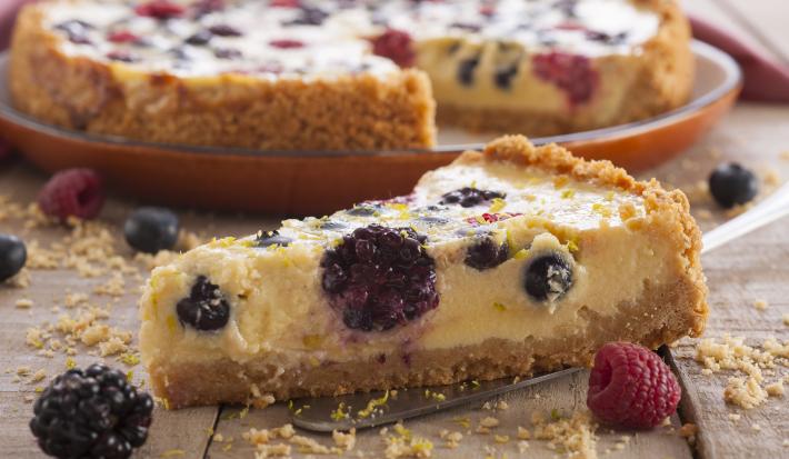 Kuchen de yoghurt y berries