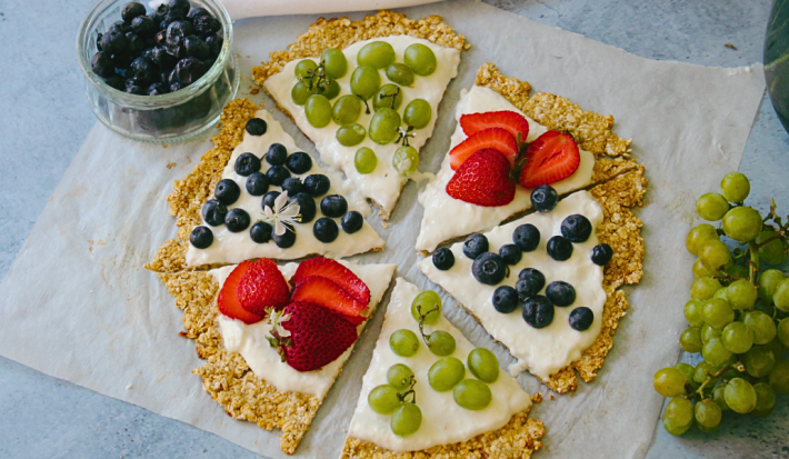 Pizza de avena y fruta