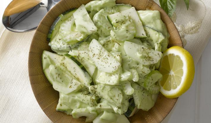 Ensalada Fresca con Crema de Palta