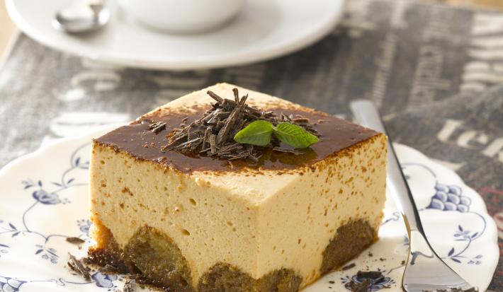 TIRAMISÚ DE MANJAR