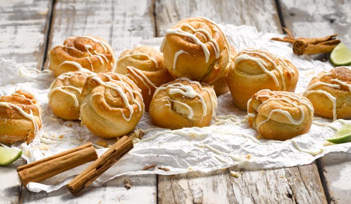 Rollitos dulces con crema de Limón